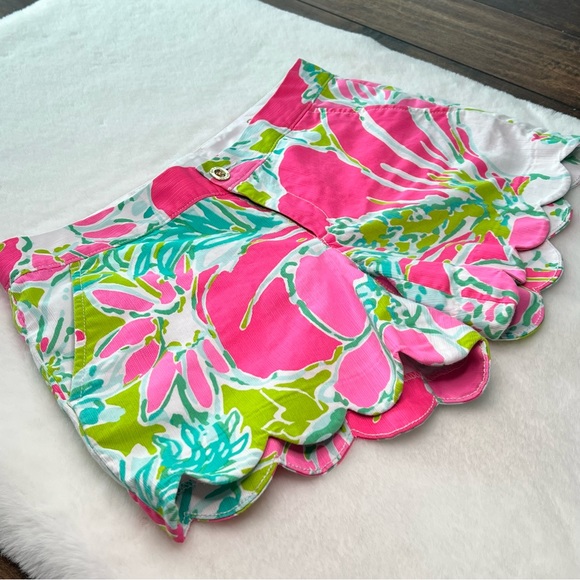 Lilly Pulitzer Buttercup Shorts Flamingo Pink Don’t Give A Cluck Size 2 - Picture 4 of 16